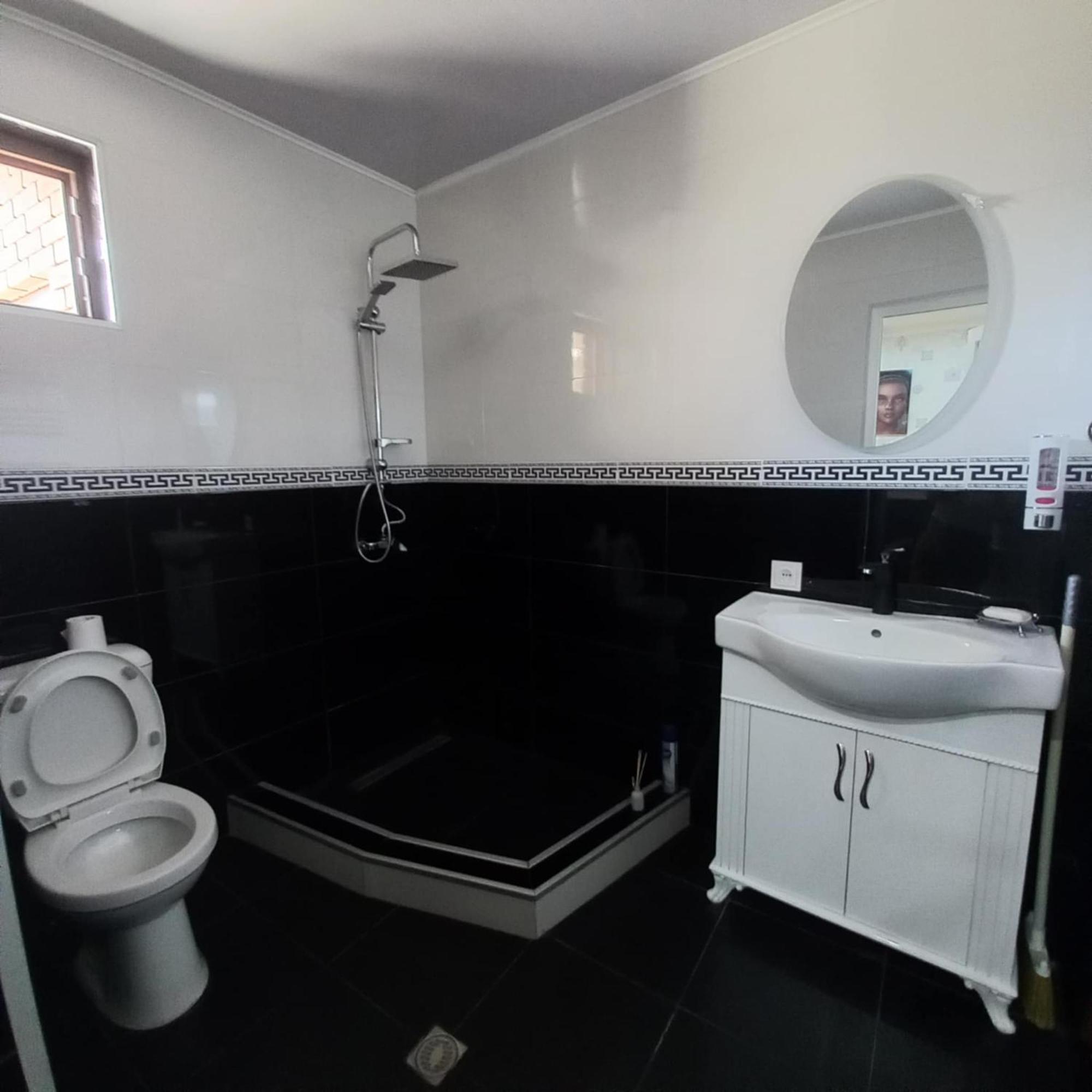 Laraapartment *